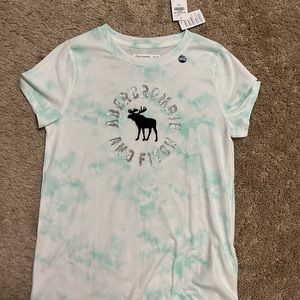 Abercrombie kids tee. Never worn. New with tags